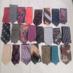 Mix Lot Of 23 Assorted Neckties Approx 7 Silk